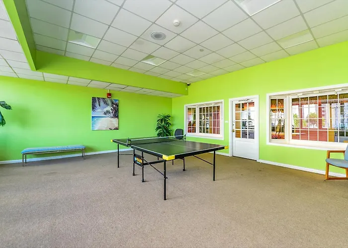 Beautiful 2 Bedroom Quay With Linen Service! *